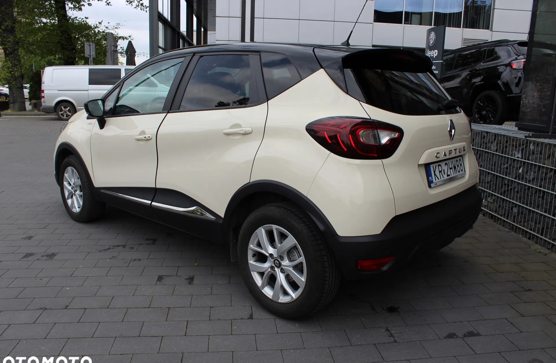 Renault Captur cena 59900 przebieg: 21200, rok produkcji 2018 z Golub-Dobrzyń małe 121